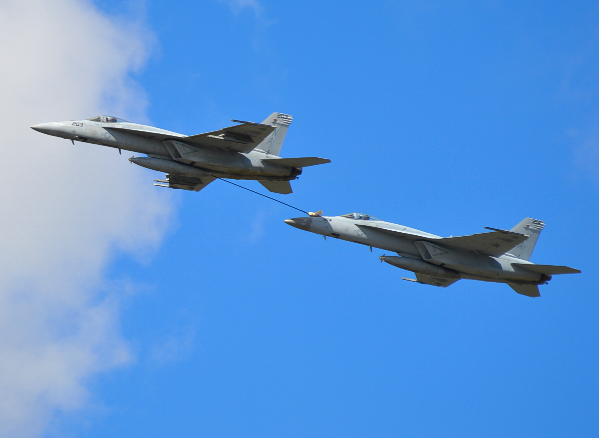 Military - Fighter - F-18E Super Hornet - 2015 09 - Ocean - 153